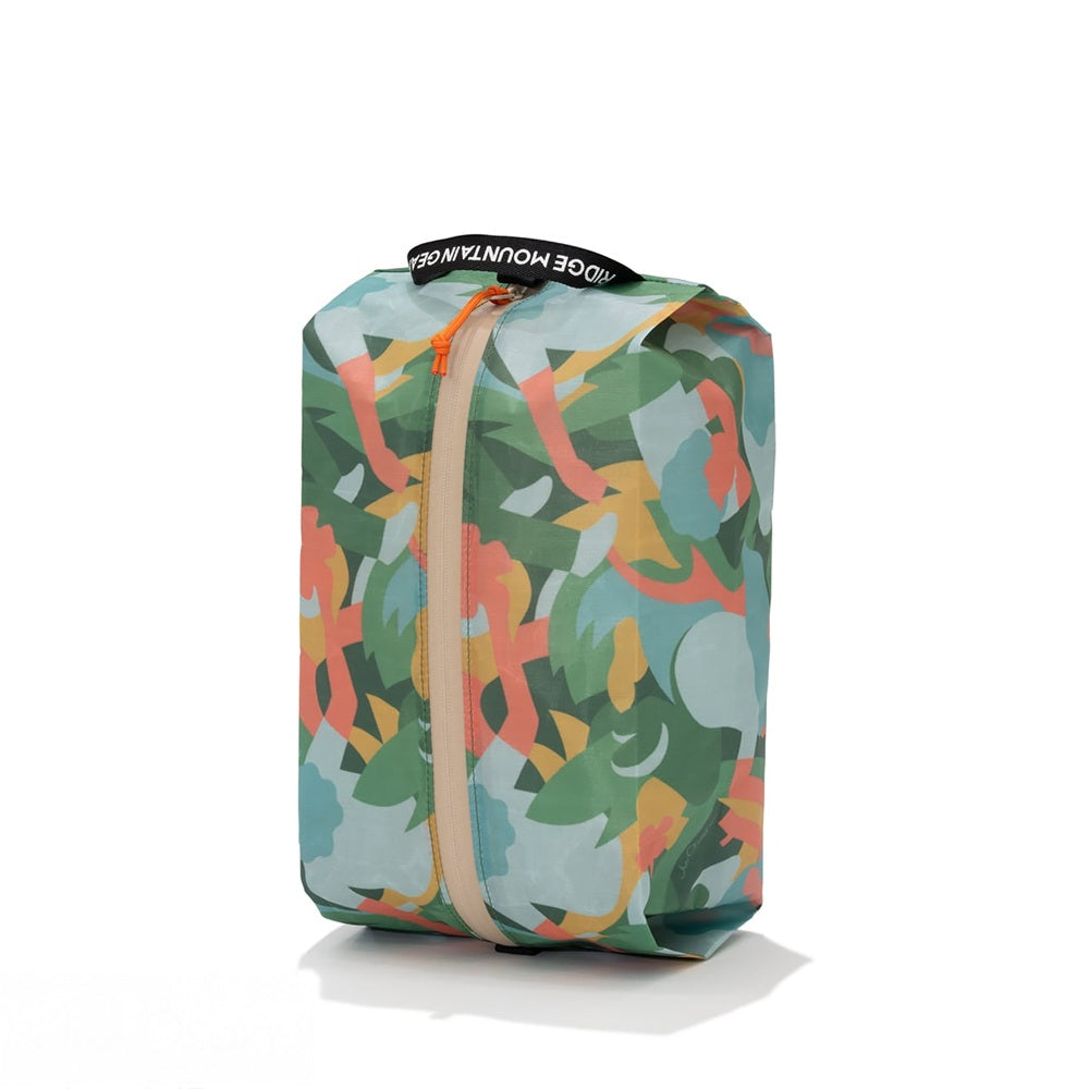 RIDGE MOUNTAIN GEAR | JUN OSON×RIDGE Case M ジュンオソン×リッジ 