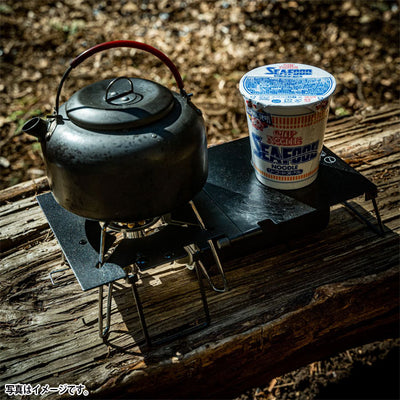 ZEN Camps ゼンキャンプ SOTO ST-310、ST-340 Rangeシングルバーナー用 遮熱板兼テーブル(CB缶カバー付き)