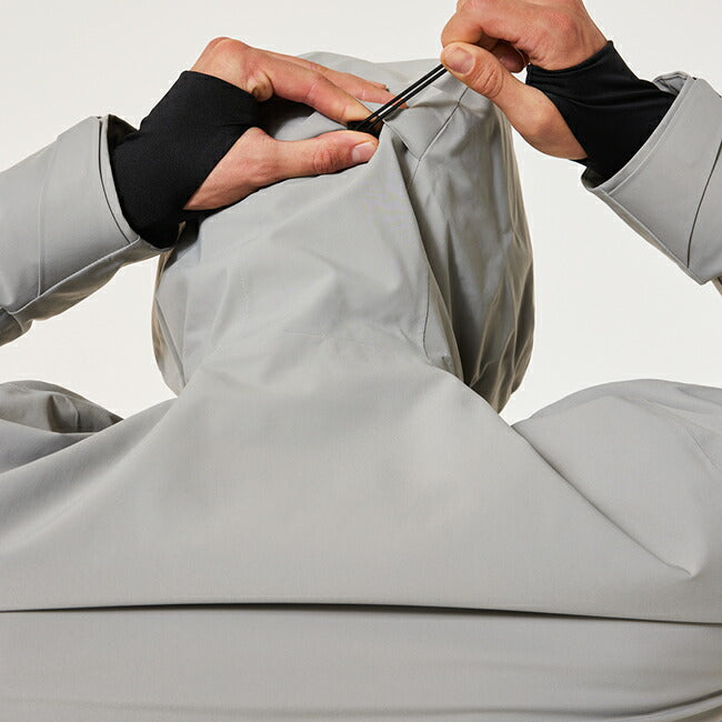 プータン オークリー インシュレイティッド ジャケット M(日本L) FOA406994__01N_omfr1.png