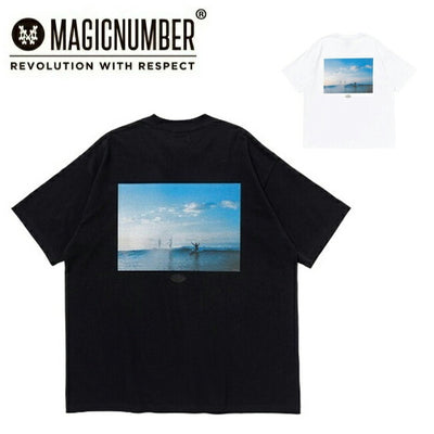 MAGICNUMBER マジックナンバー SEE YOU IN THE WATER PHOTO T-SHIRT ART by Nachos シーユーインザウォーターフォトTシャツアート 25SS-MN020