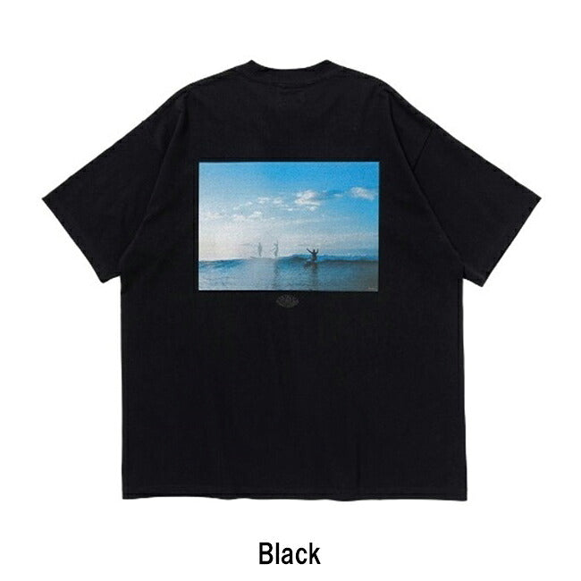 MAGICNUMBER マジックナンバー SEE YOU IN THE WATER PHOTO T-SHIRT ART by Nachos シーユーインザウォーターフォトTシャツアート 25SS-MN020
