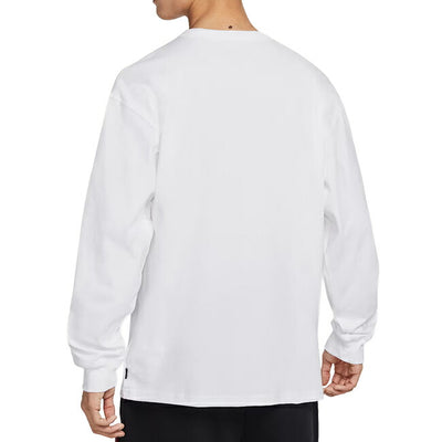 NIKE ナイキ スポーツウェアプレミアムエッセンシャル ロングスリーブポケットTシャツ (101)ホワイト DR7930-101