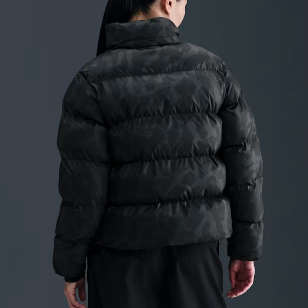 スポーツウェア ウィメンズ Therma-FIT パファー (010)ブラック/ブラック HV5102-010