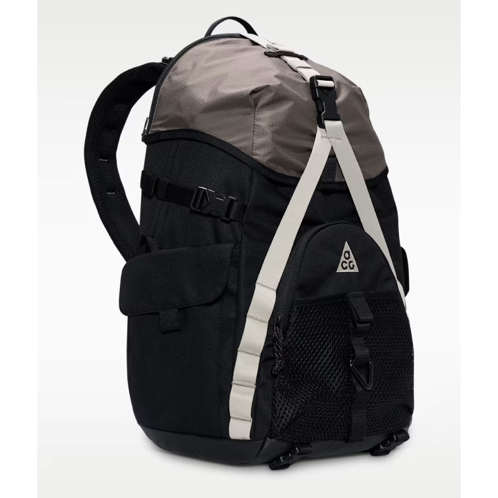 NIKE - ACG DAYMAX ACG デイマックスバックパック(25L) (010)ブラック
