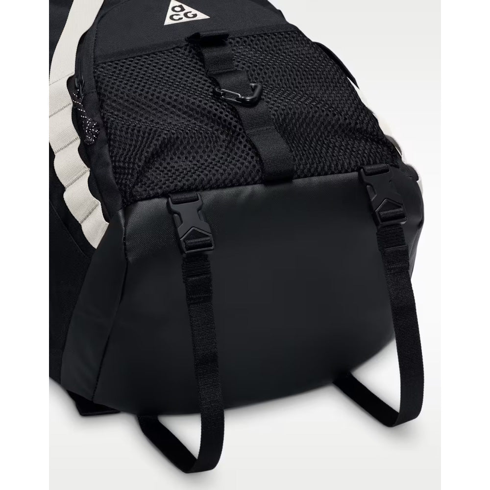 NIKE ACG DAY MAX バックパック　ナイキ　デイマックス NIKE - ACG DAYMAX ACG デイマックスバックパック(25L) (010)ブラック