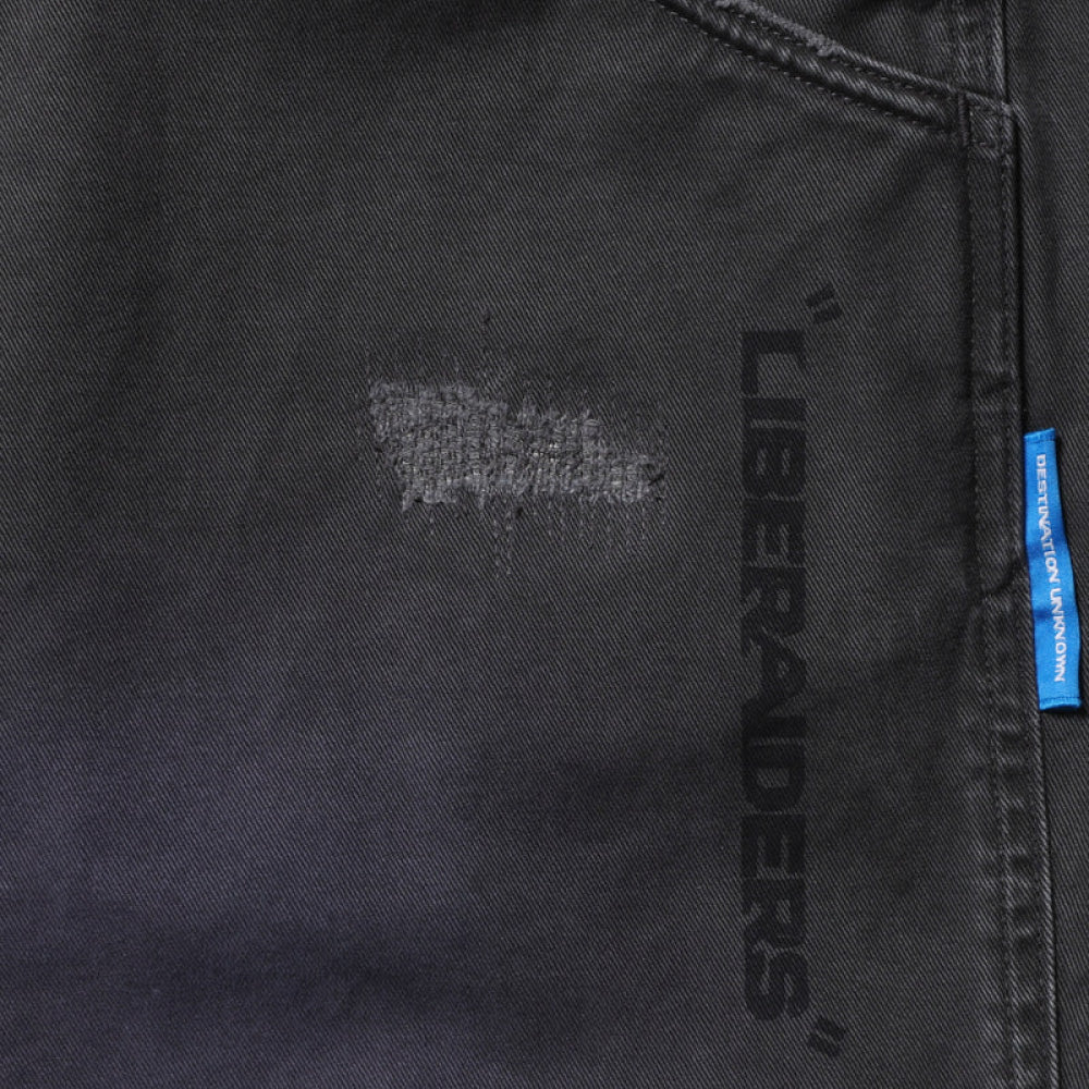 HANDWRITING PRINT CHINO SARROUEL PANTS ハンドライティングプリントチノサルエルパンツ 777022503
