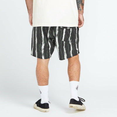 VOLCOM ボルコム Volcom Entertainment Hockey Dad Trunks ボルコムエンターテインメントホッケーダッドトランクス BLK A2512406