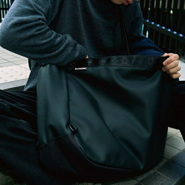 Newspaper Messenger ニュースペーパーメッセンジャー JP197MTBK MattBlack