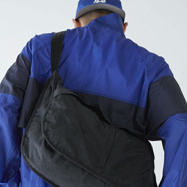 Yoyogi 14L Messenger ヨヨギ14Lメッセンジャー BG384BK Black