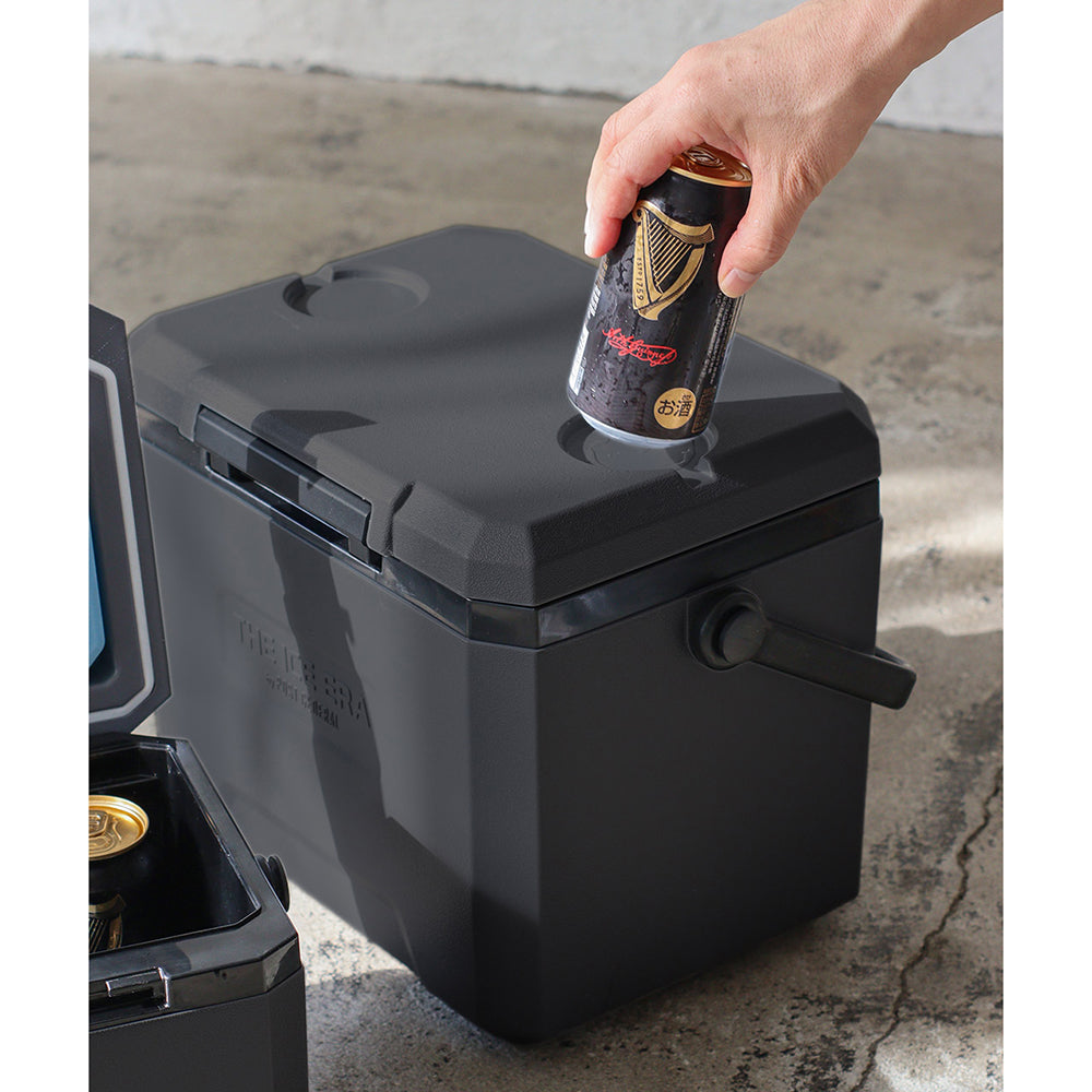 The Ice Era Hard-Shell Cooler Neo 12L ジアイスエラハードシェル