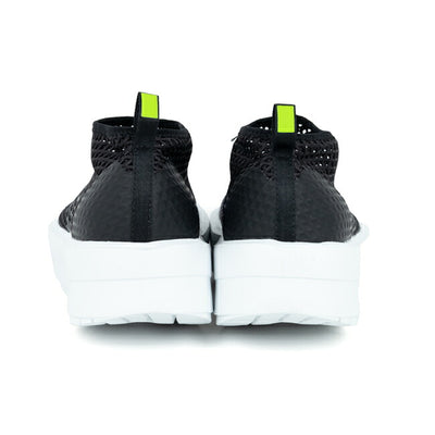 OOFOS ウーフォス Women's OOmega Chukka ウーメガチャッカ 200061
