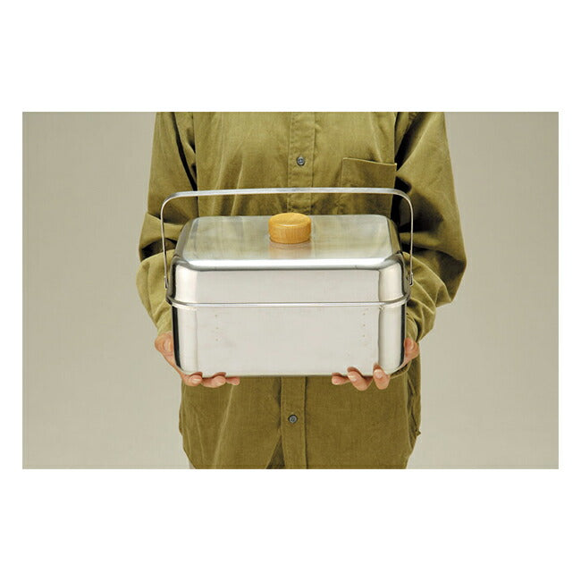 スノーピーク　コンパクトスモーカー　CS092 スノーピーク コンパクトスモーカー(CS-092) レビュー。「什器」として