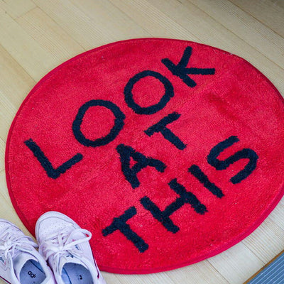 THIRD DRAWER DOWN サードドロアダウン Look at This Shaggy Floor Mat × David Shrigley シャギーフロアマット TDDS-LOOKATTHIS