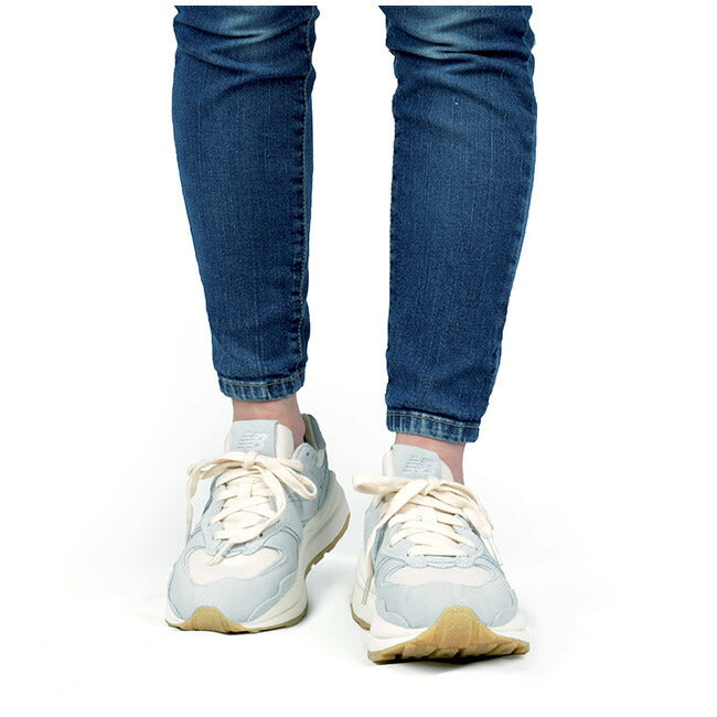 New Balance ニューバランス W5740 UND Light Gray(ワイズ：B) W5740UND