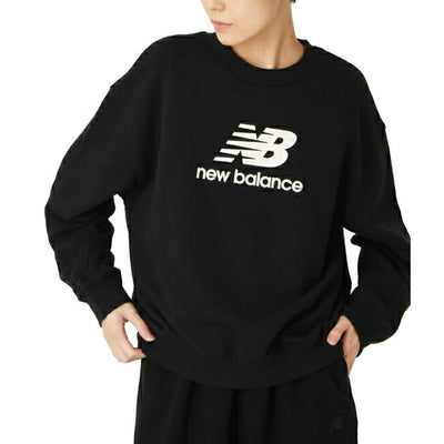 New Balance ニューバランス Sport Essentials Stacked Logo スウェットクルー BK WT41503
